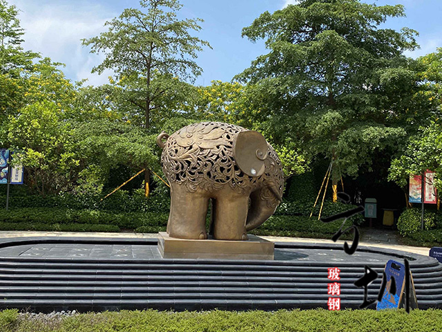 镂空玻璃钢水景大象雕塑